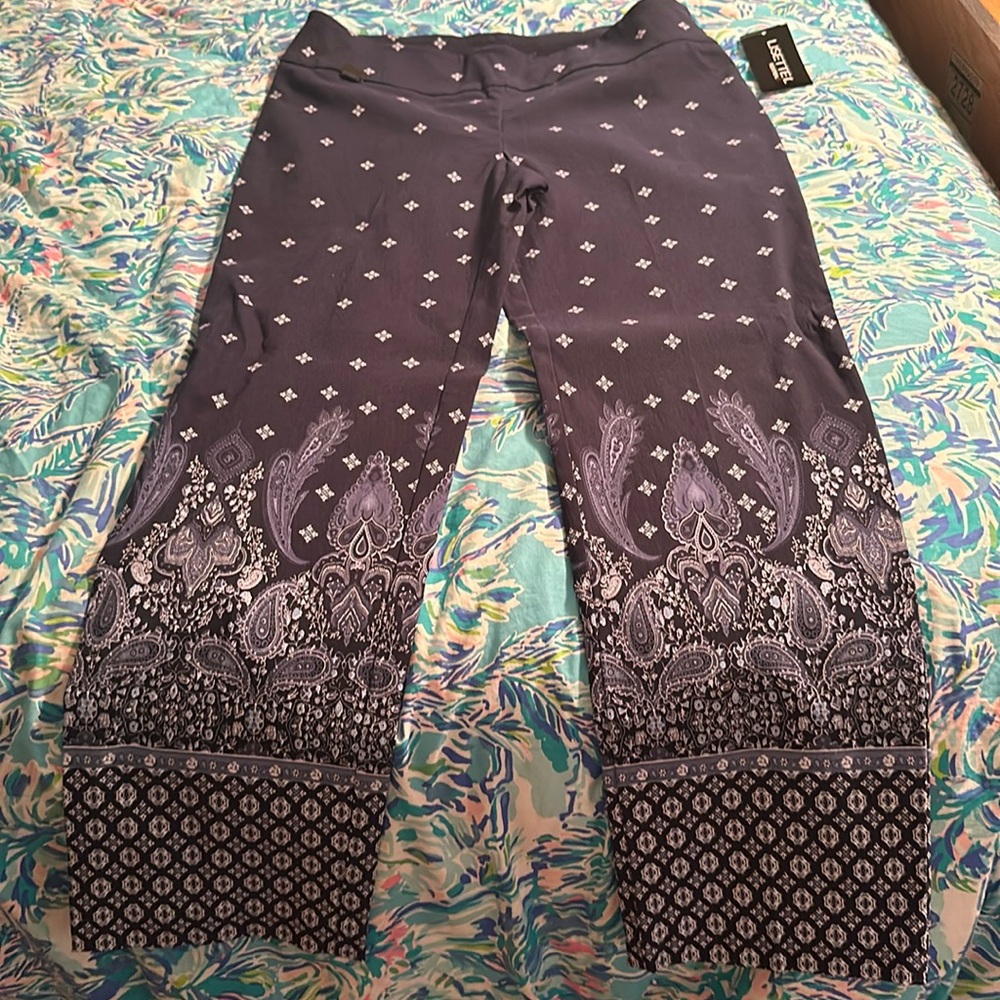 Lisette of Montreal Fit To Flatter Navy Blue Ankle Pant.